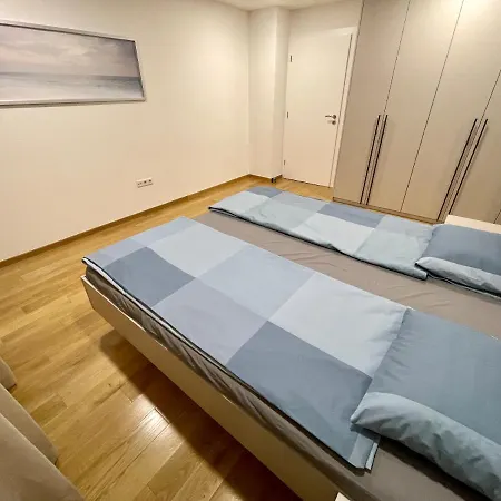 Like President Apartment *